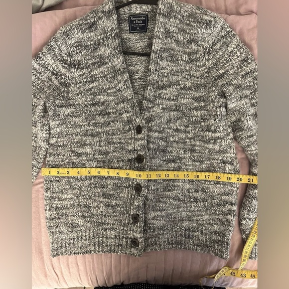 Abercrombie & Fitch Sweater Women’s M Medium Gray Cardigan With Buttons - Picture 6 of 6